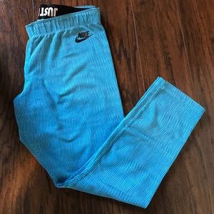 Nike leggings